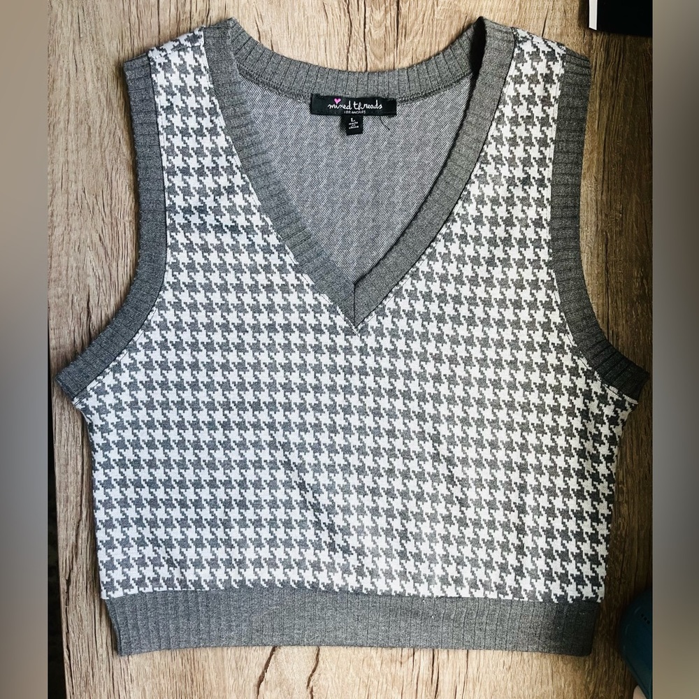Mixed Threads Gray Checkered Vest Crop Top